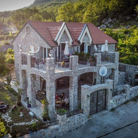 Villagio Virpazar Luaran gambar