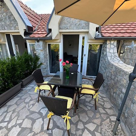 Villagio Virpazar Luaran gambar