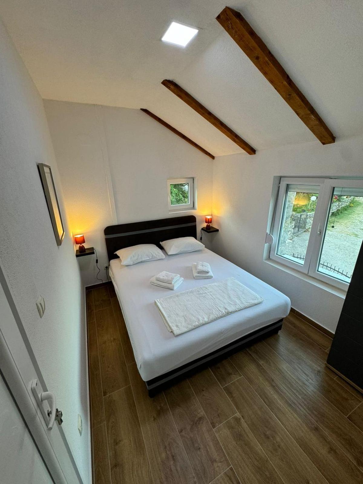 Villagio Virpazar Luaran gambar