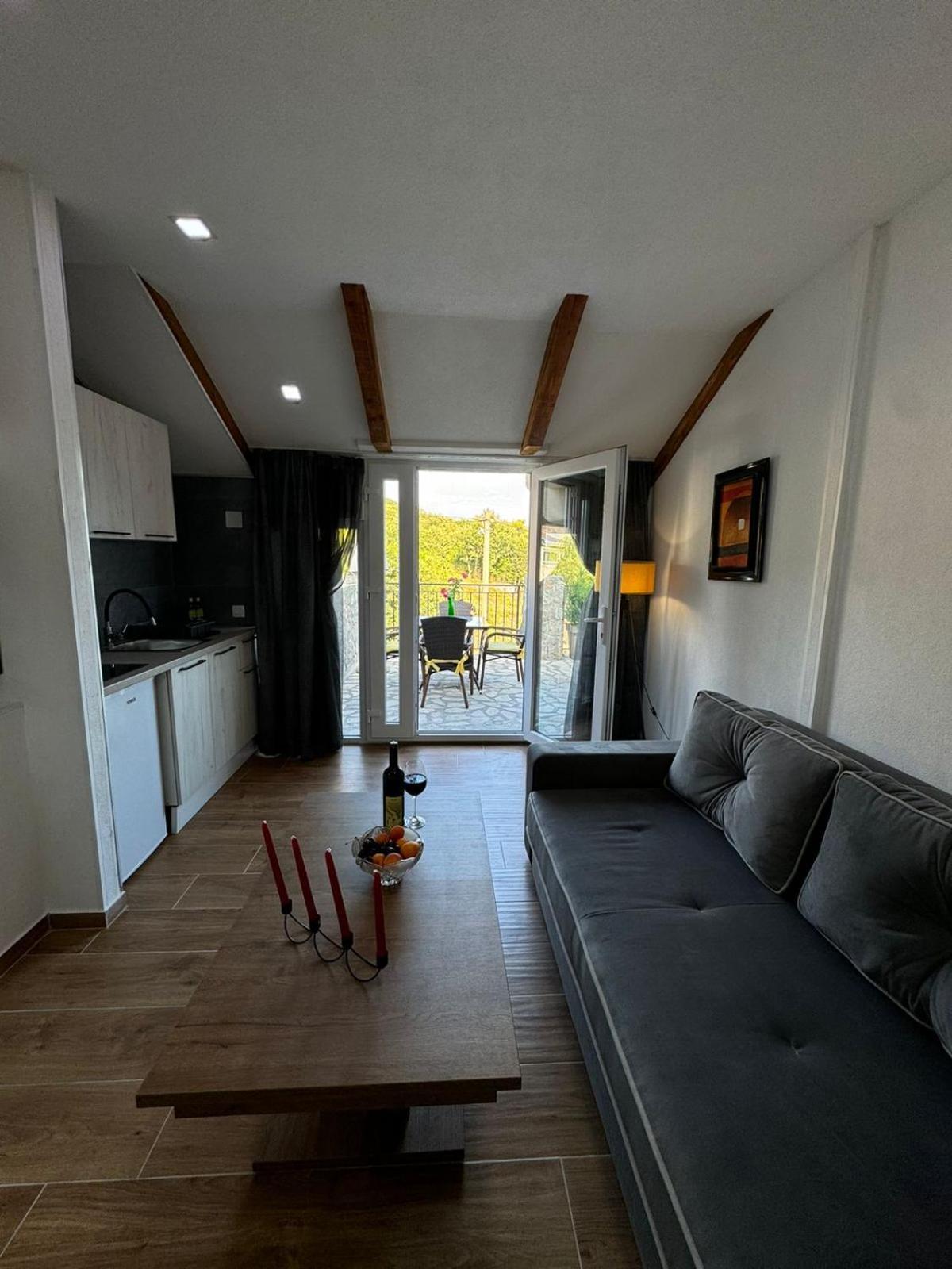 Villagio Virpazar Luaran gambar