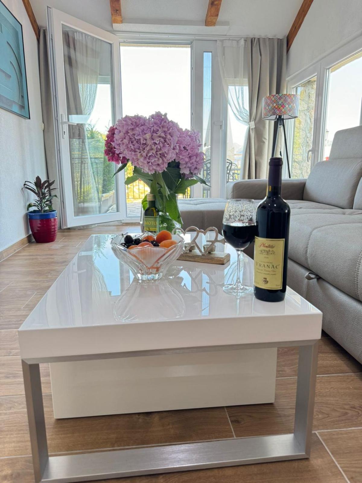 Villagio Virpazar Luaran gambar