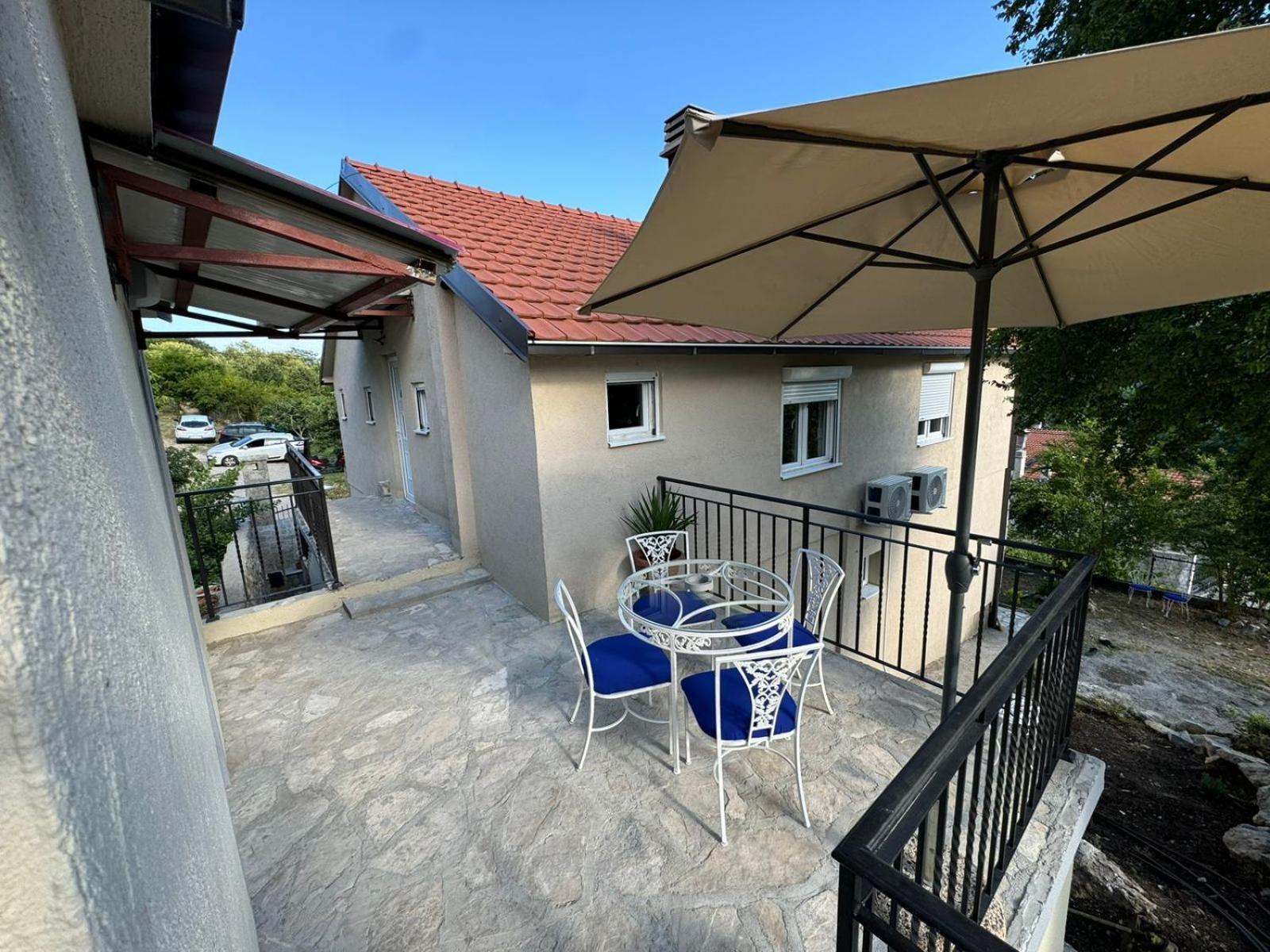 Villagio Virpazar Luaran gambar