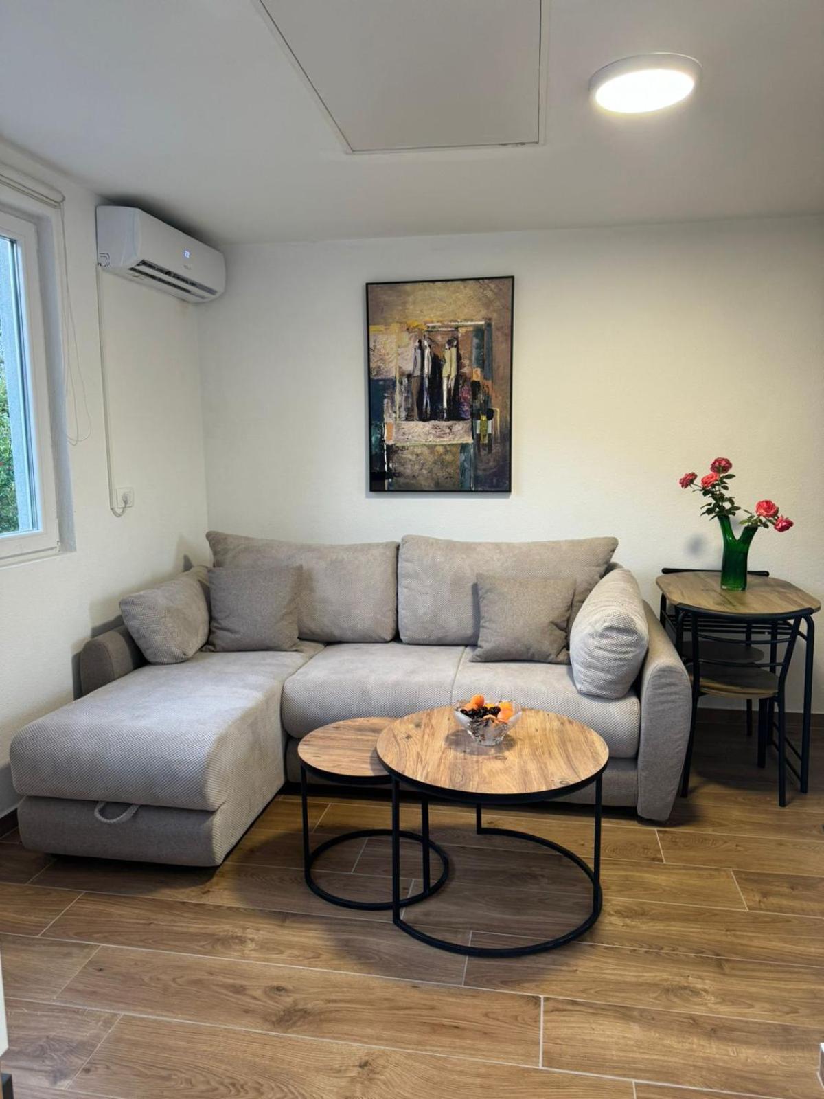 Villagio Virpazar Luaran gambar