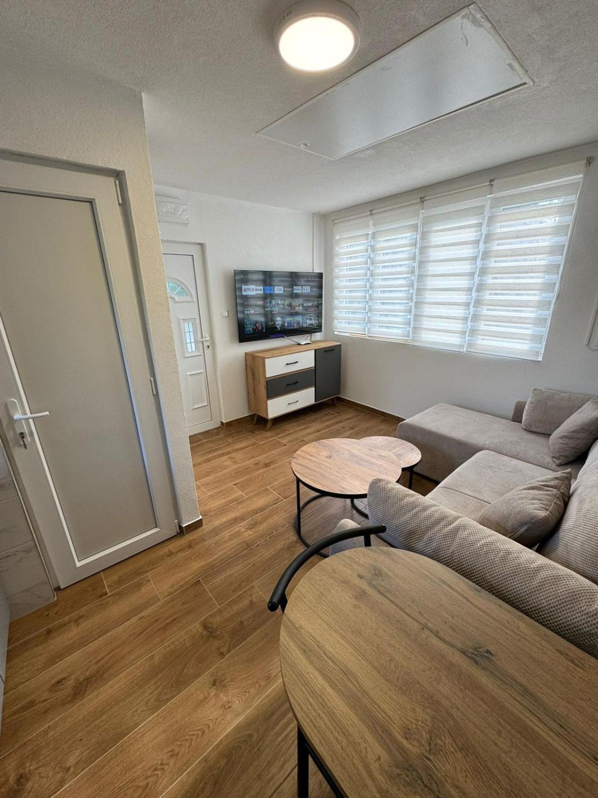 Villagio Virpazar Luaran gambar