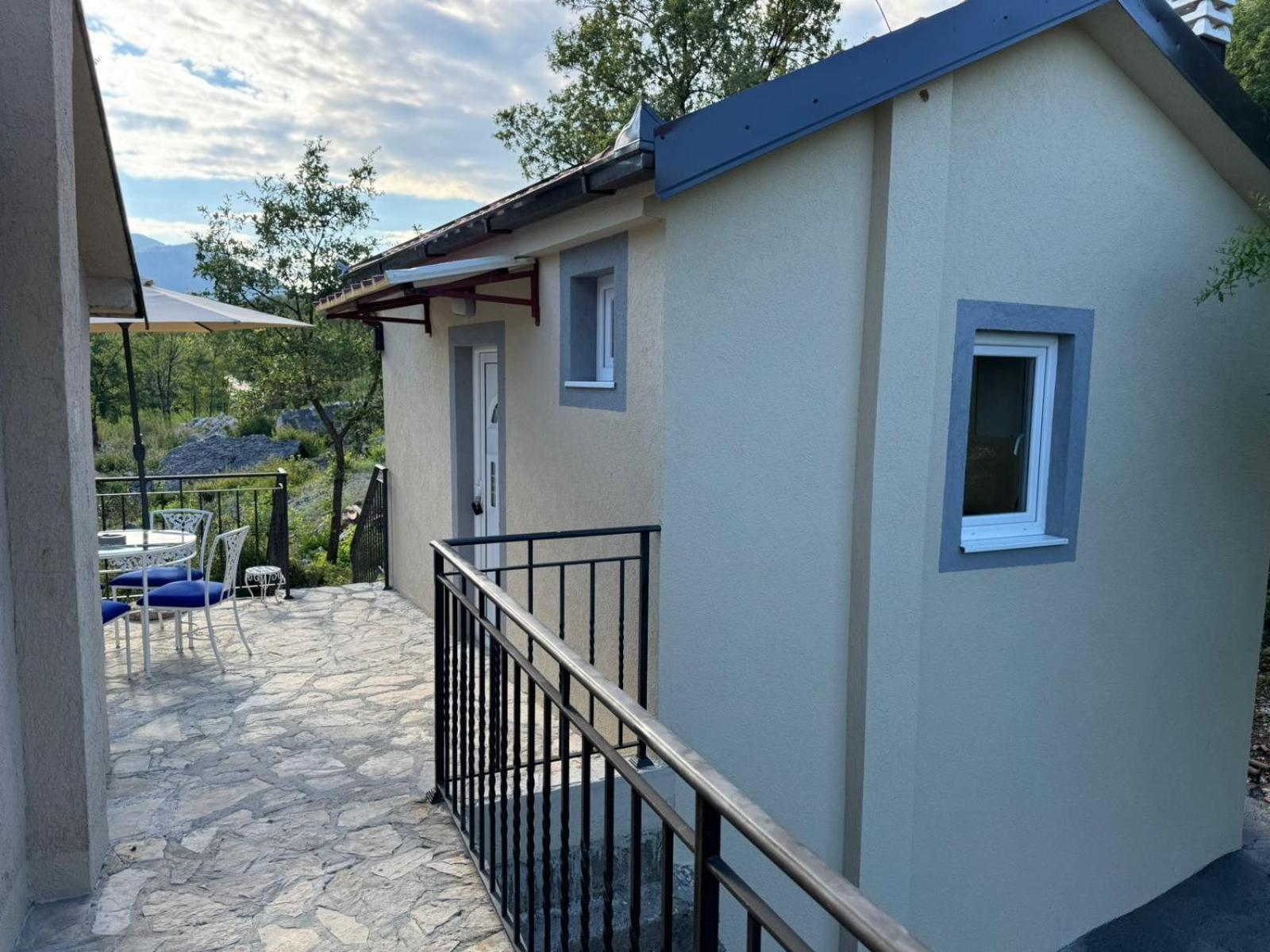 Villagio Virpazar Luaran gambar