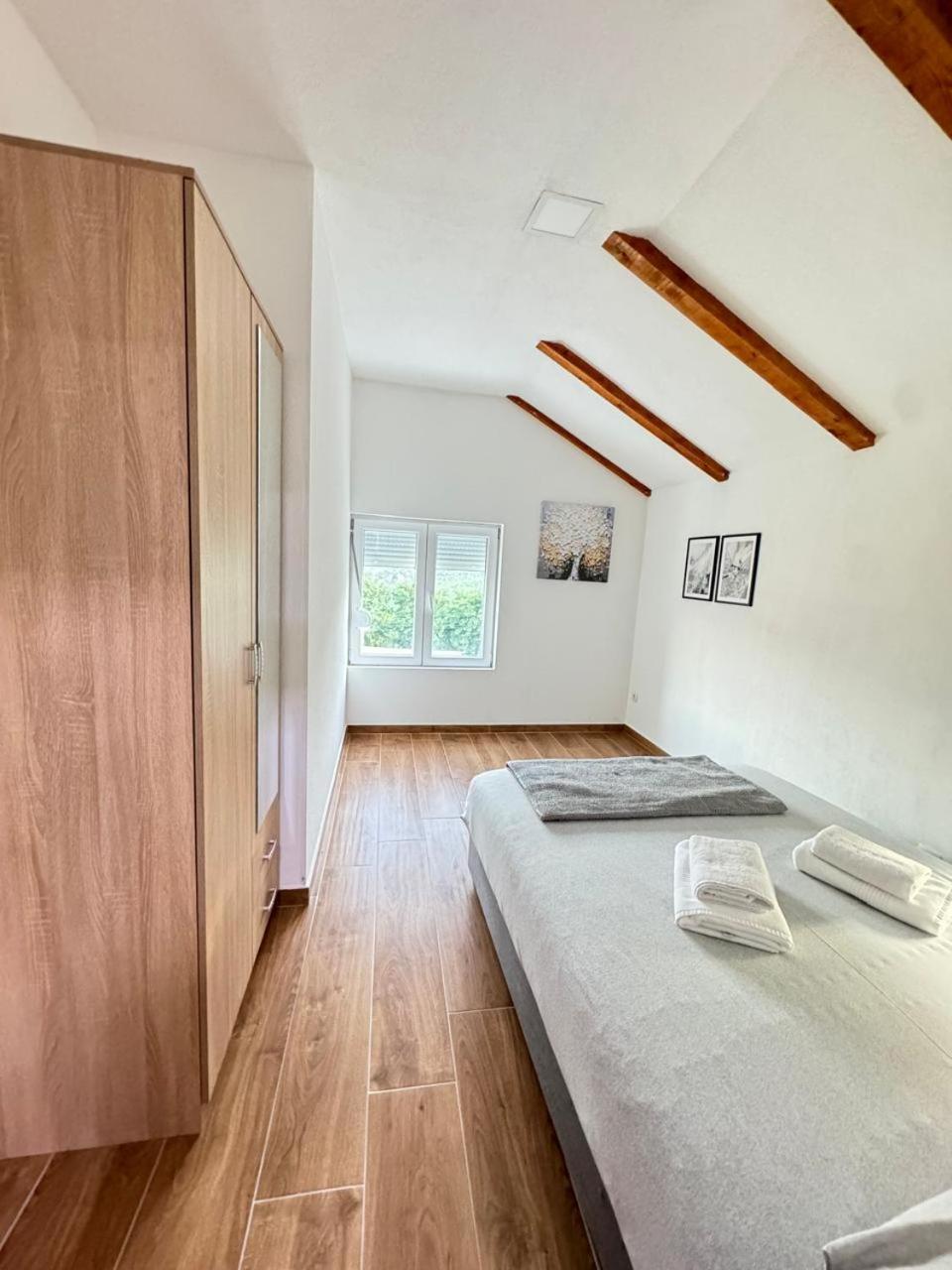 Villagio Virpazar Luaran gambar