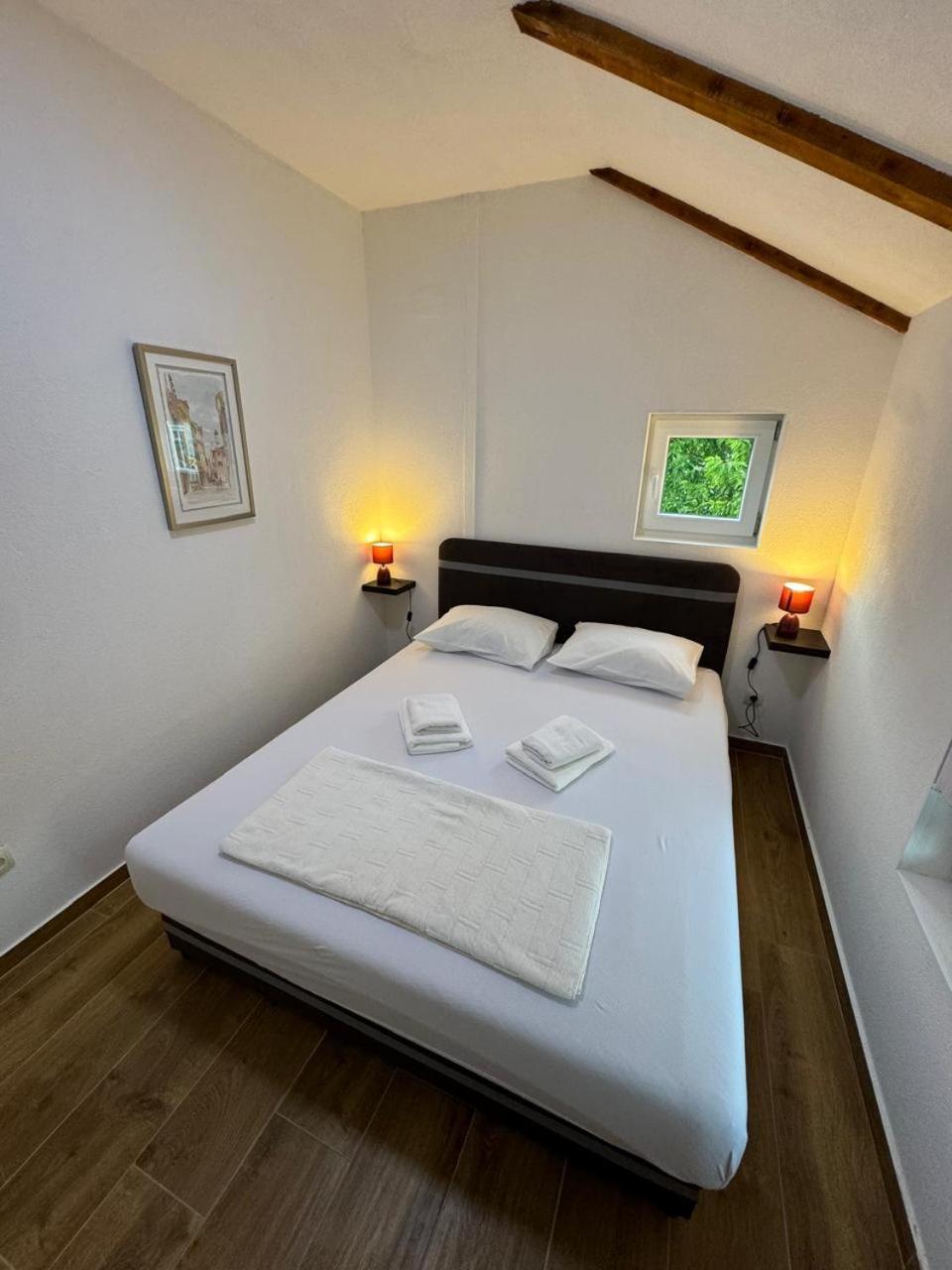 Villagio Virpazar Luaran gambar